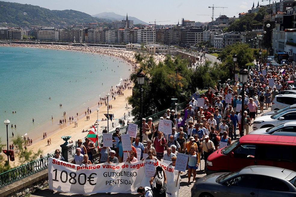 Las reformas al sistema de pensiones levantan protestas en el mundo