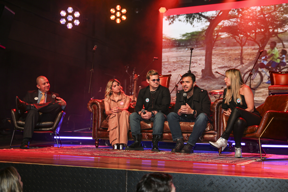 DIEGO CAMARGO concierto todos unidos por un futuro sin hambre