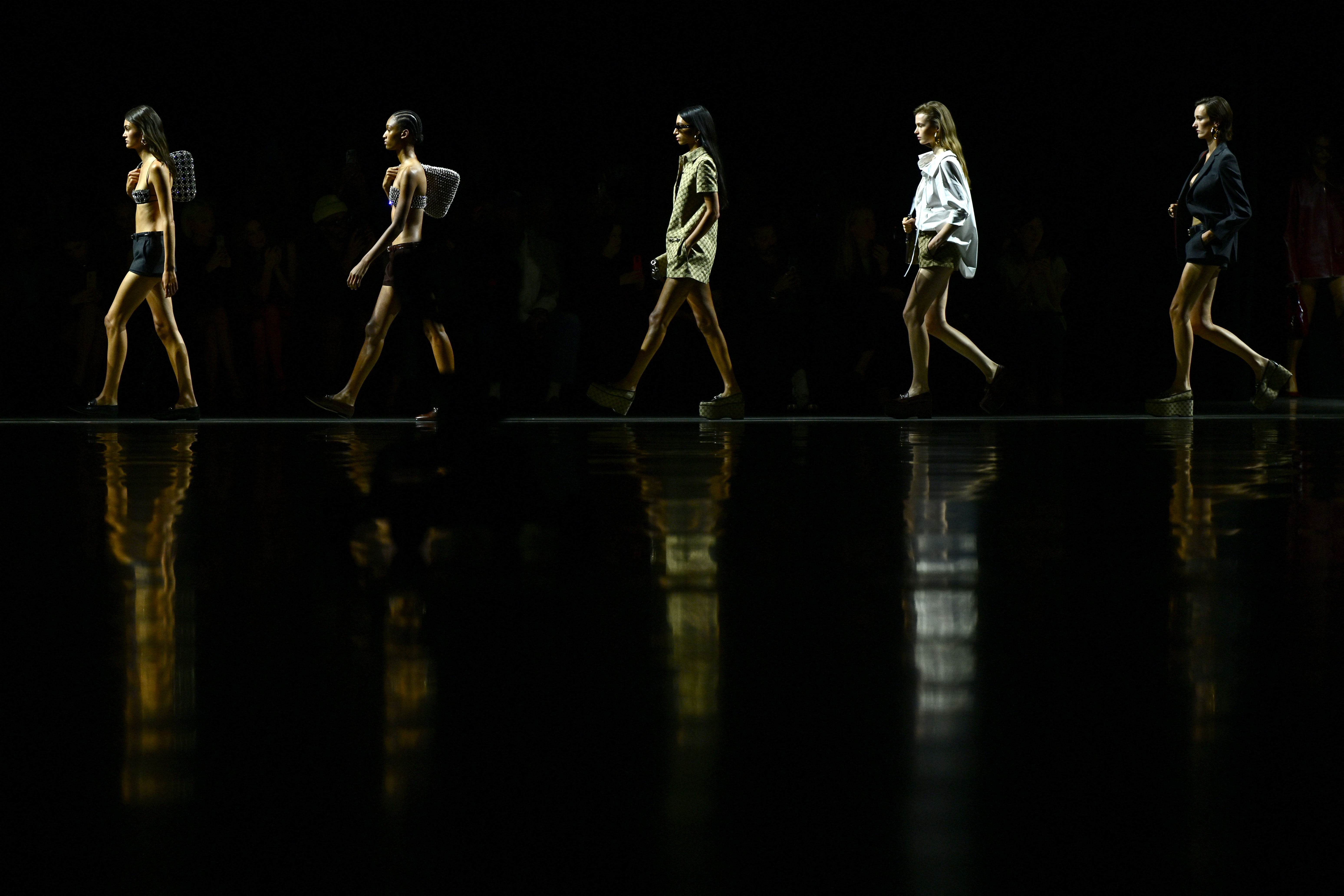 Así fue el debut de Sabato de Sarno como director artístico de Gucci