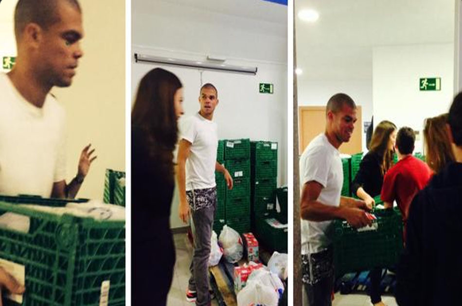 Pepe compró 9 mil kilos de comida y los entregó a 200 familias