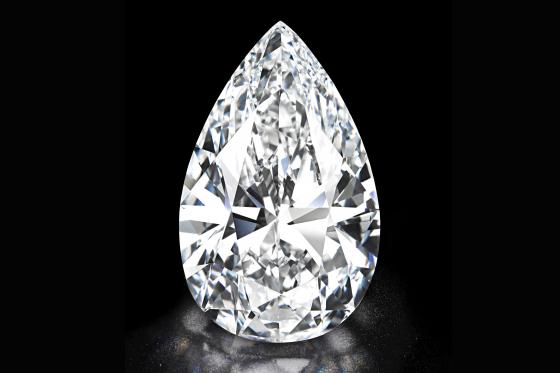 Diamante incoloro es subastado por 26,7 millones de dólares