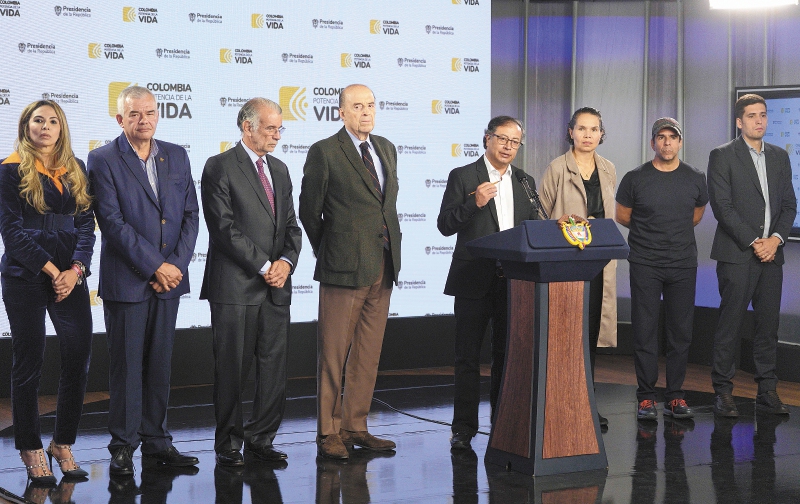Crisis de comienzo de año en el Gobierno revive fantasma de ajustes ministeriales