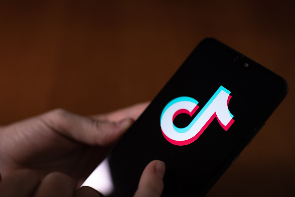 “Americanizar” TikTok: una “solución” que repite el problema