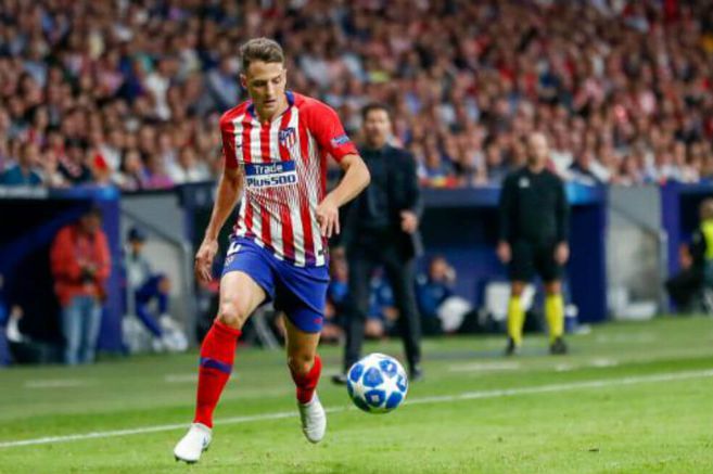 Santiago Arias, positivo para COVID-19