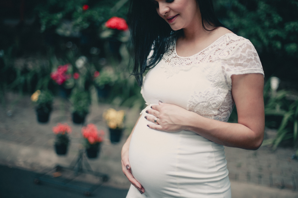 ¿Por qué se mueve el bebé en la barriga? Esto significan los movimientos