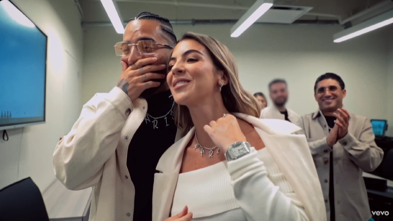 Maluma enterneció con disfraz de su hija Paris: “Mi primer Halloween”