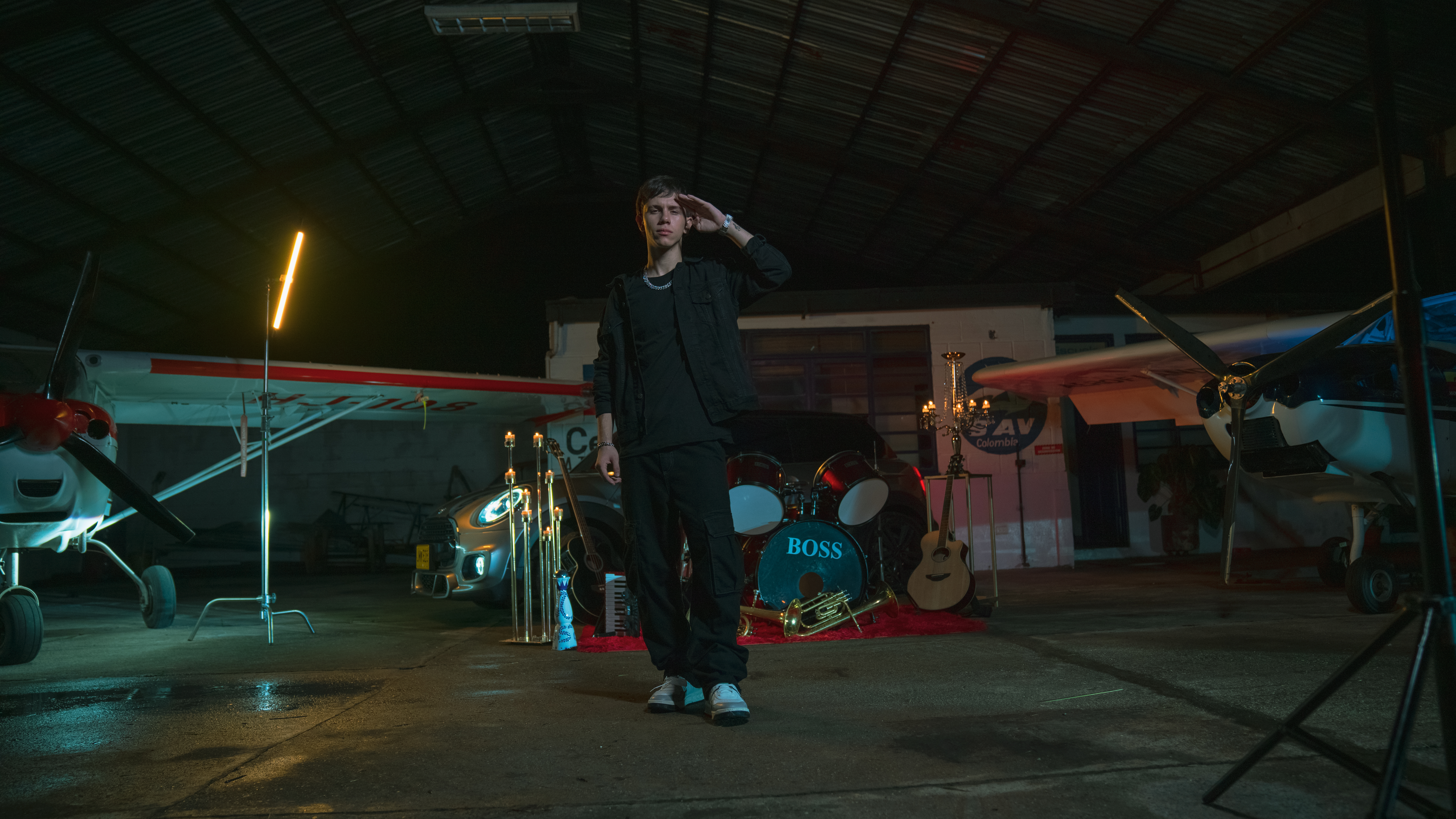 Ángelo Hernández debuta en los corridos con su sencillo “Porte fino”