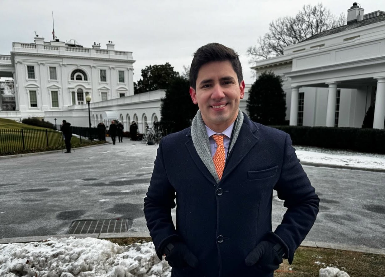 Juan Camilo Merlano, periodista de ‘Noticias Caracol’, se casó. Ella es su esposa