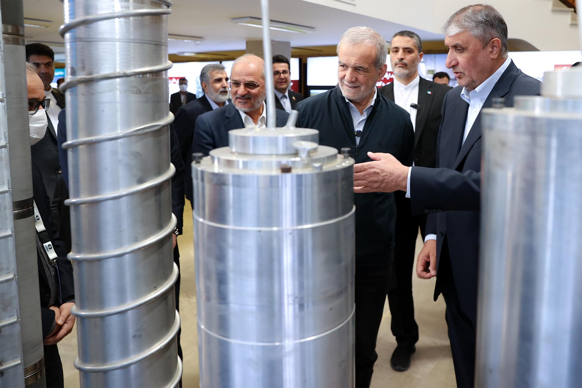 Irán “no está lejos” de conseguir la bomba nuclear, según la OIEA