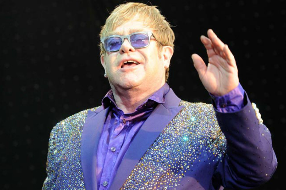 Elton John no contempla su jubilación