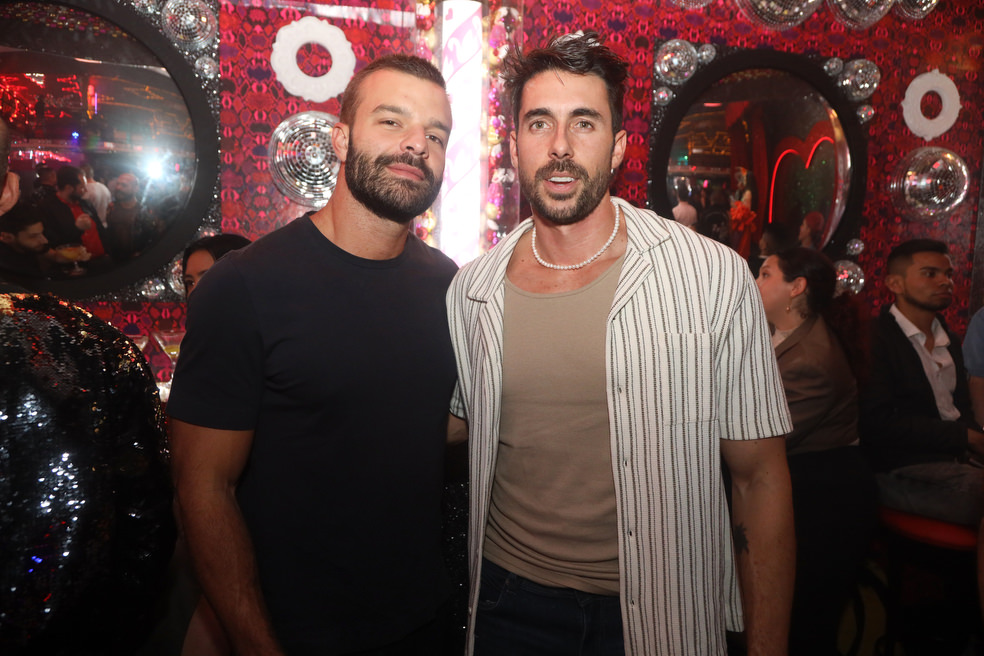 Martín Mendoza y Juan Esteban