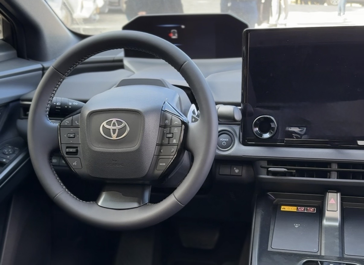 Toyota bZ4X en Colombia.