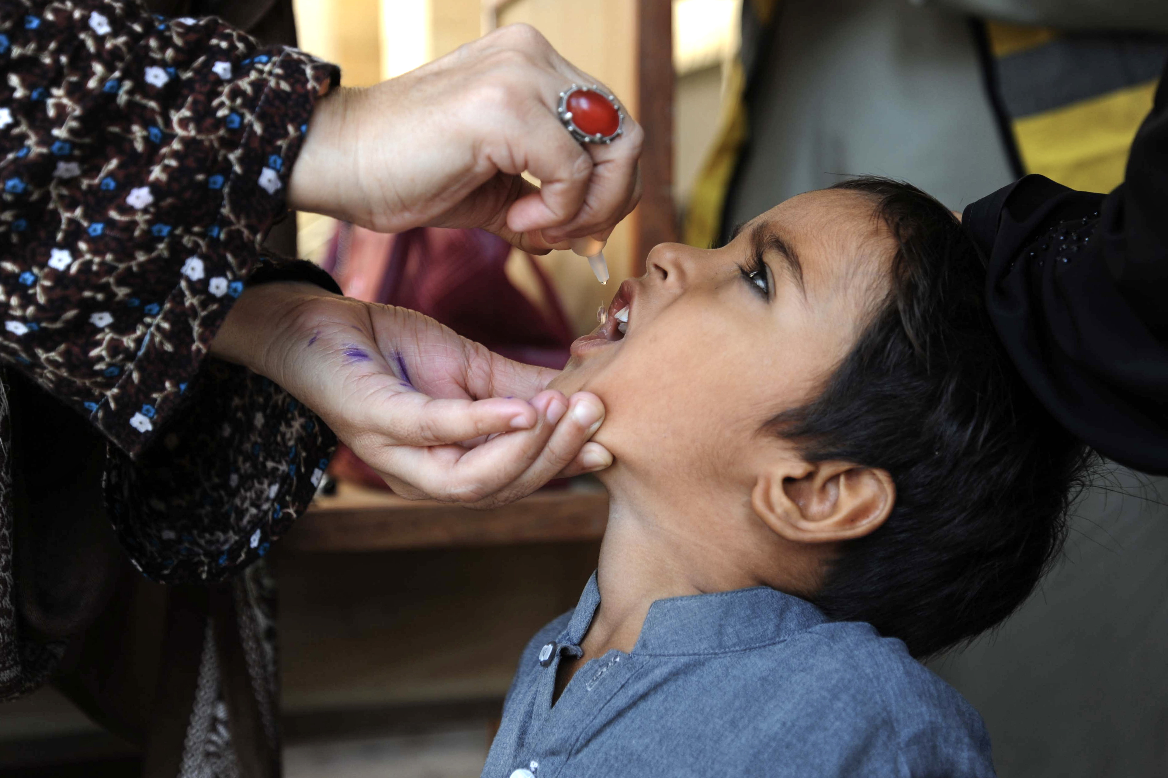 El 90 % de los menores en Gaza han sido vacunados contra la polio, según Israel
