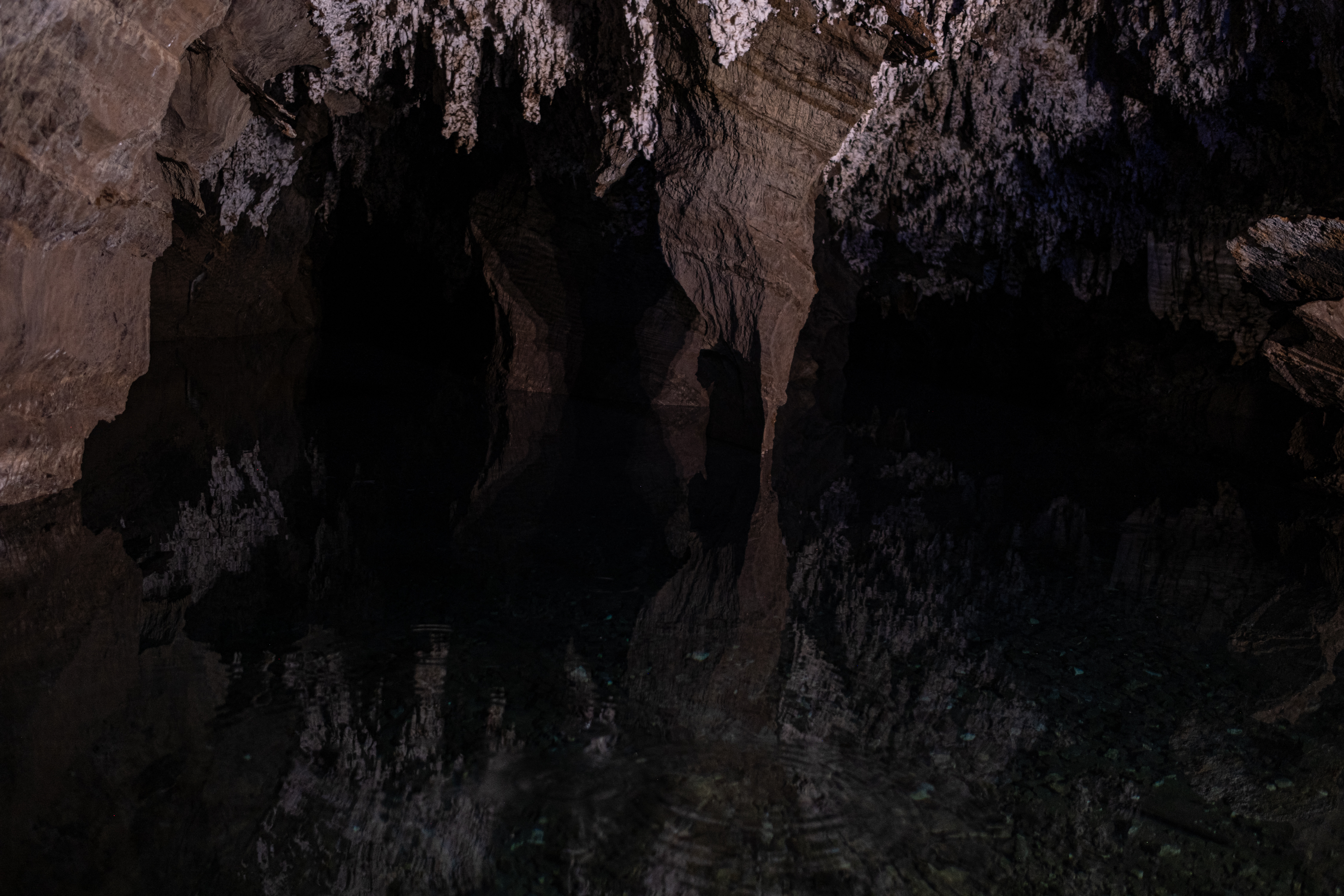 Así son las cuevas sudafricanas que acercan a turistas a la “cuna de la humanidad”