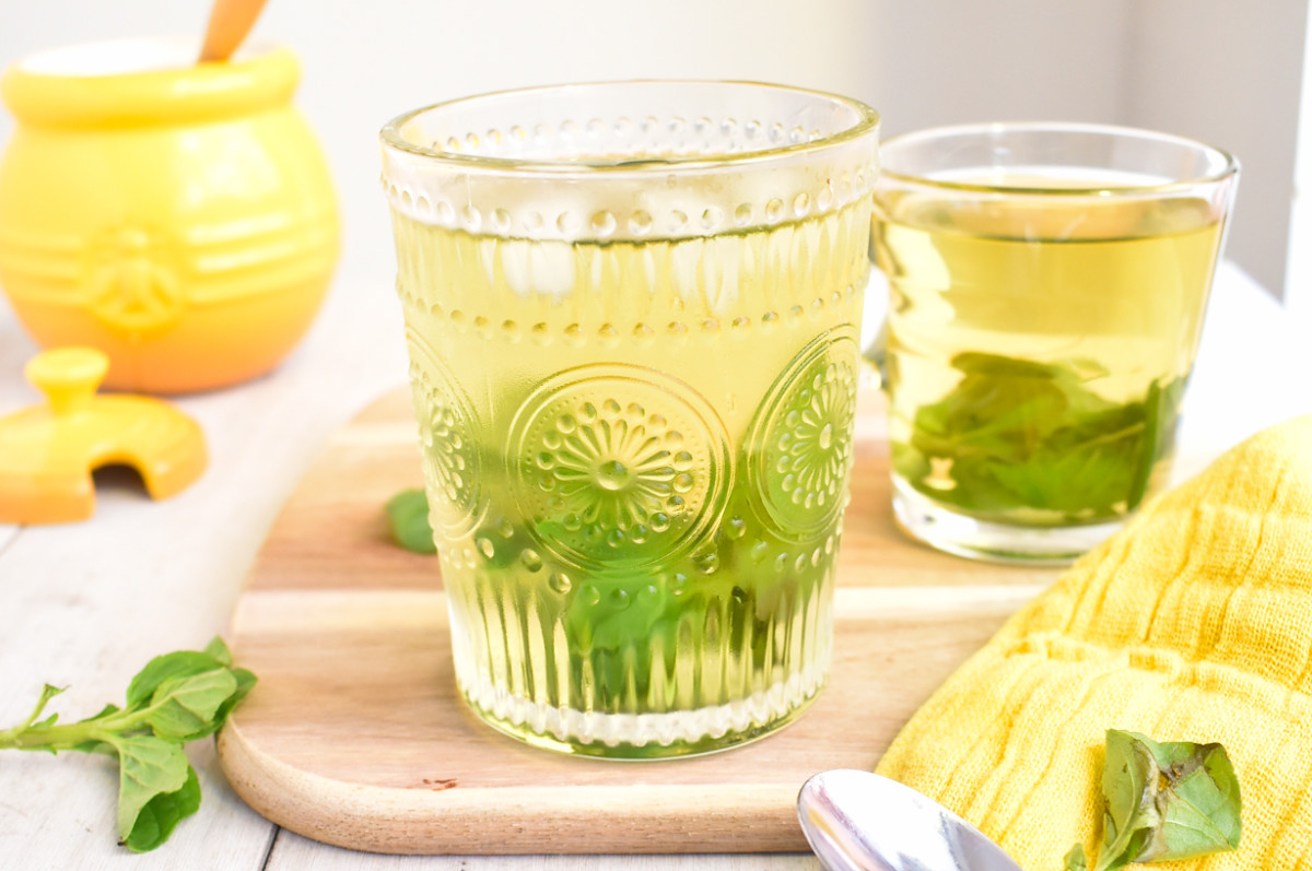 Una infusión refrescante y natural: así se prepara un té de menta