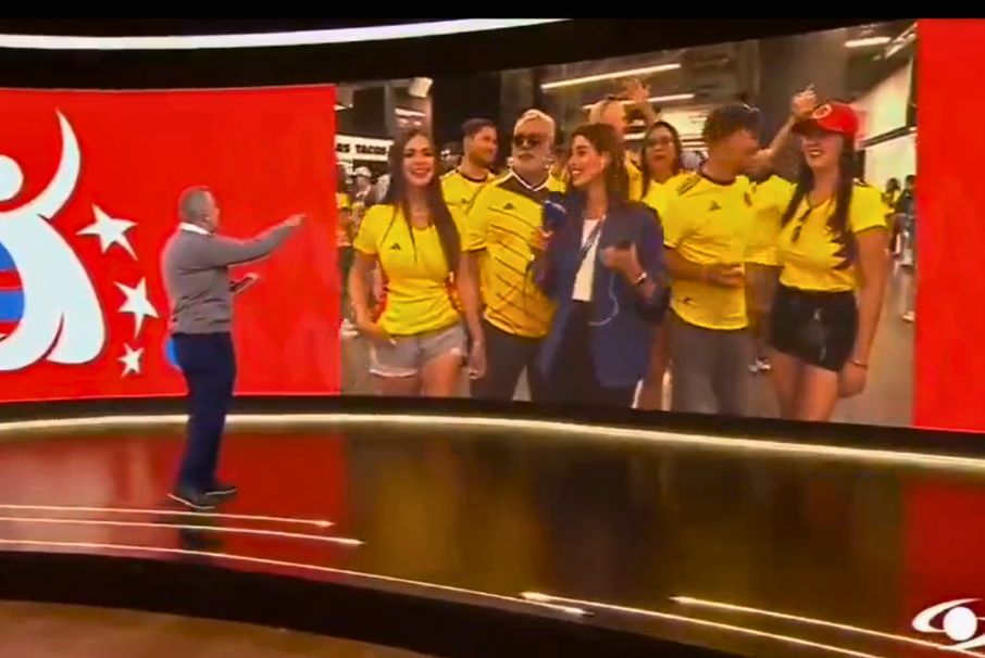 Por culpa de Javier Hernández, hincha de Uruguay ‘peinó’ a Marina Granziera en vivo