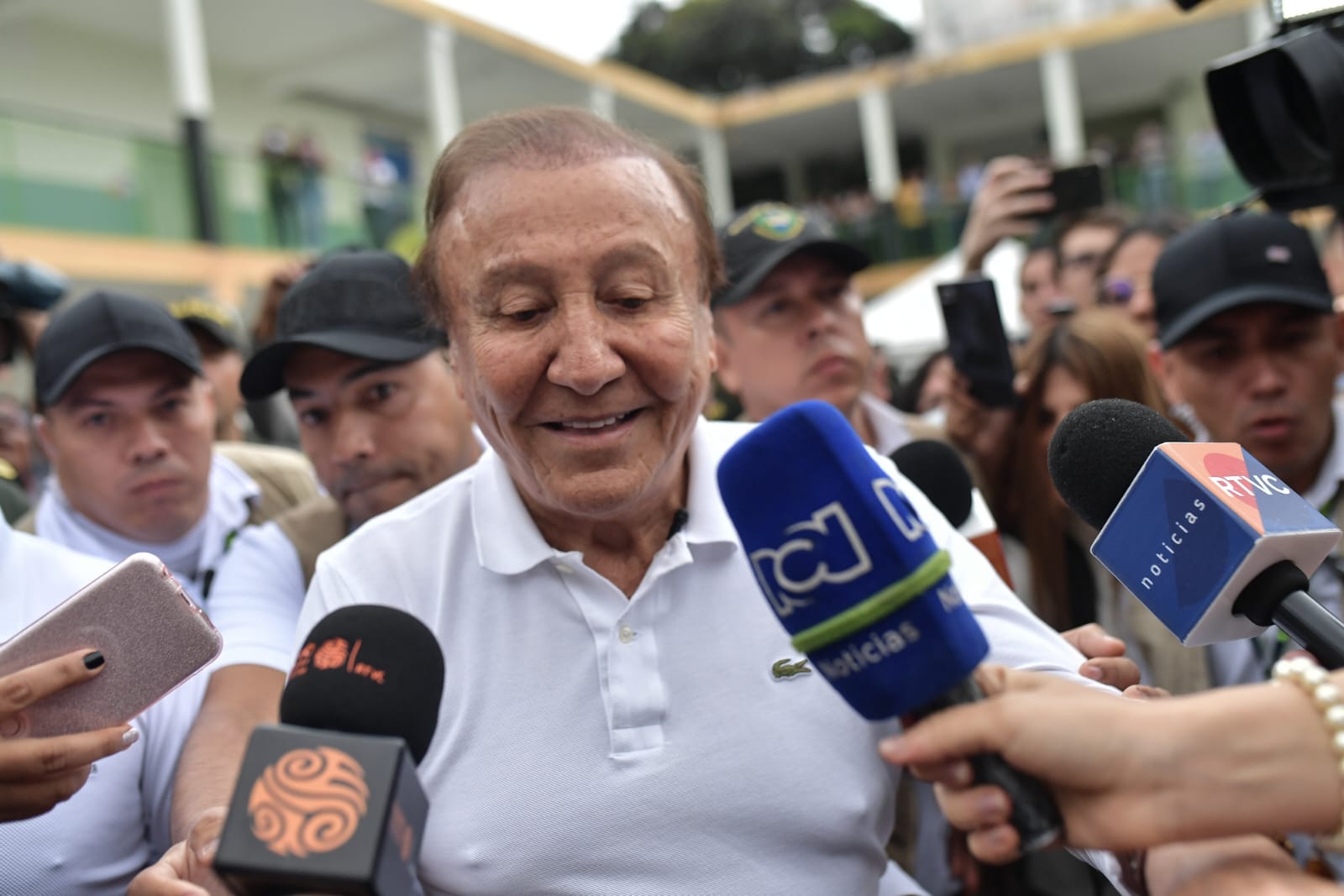 Rodolfo Hernández votando en Bucaramanga // José Vargas