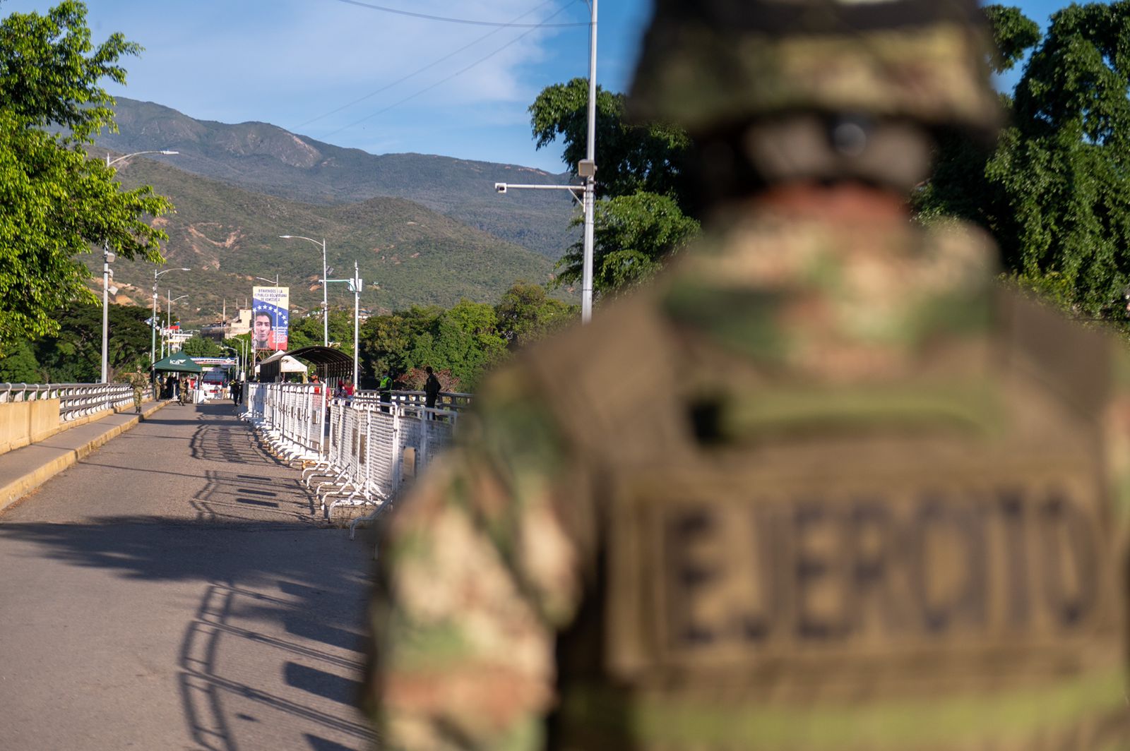 Más de 30.000 militares fueron desplegados en frontera con Venezuela: Mindefensa