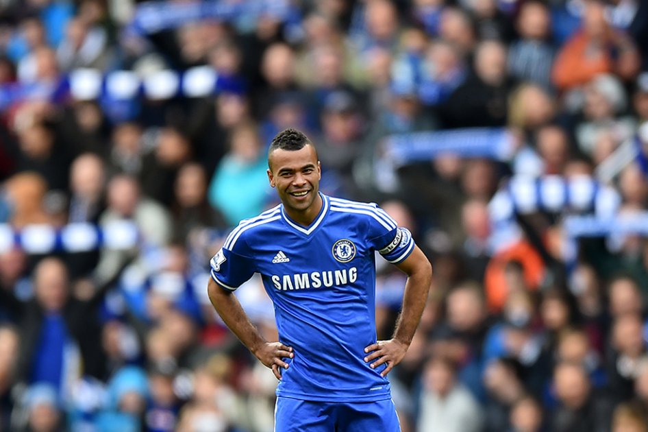 Ashley Cole renuncia a la Selección de Inglaterra