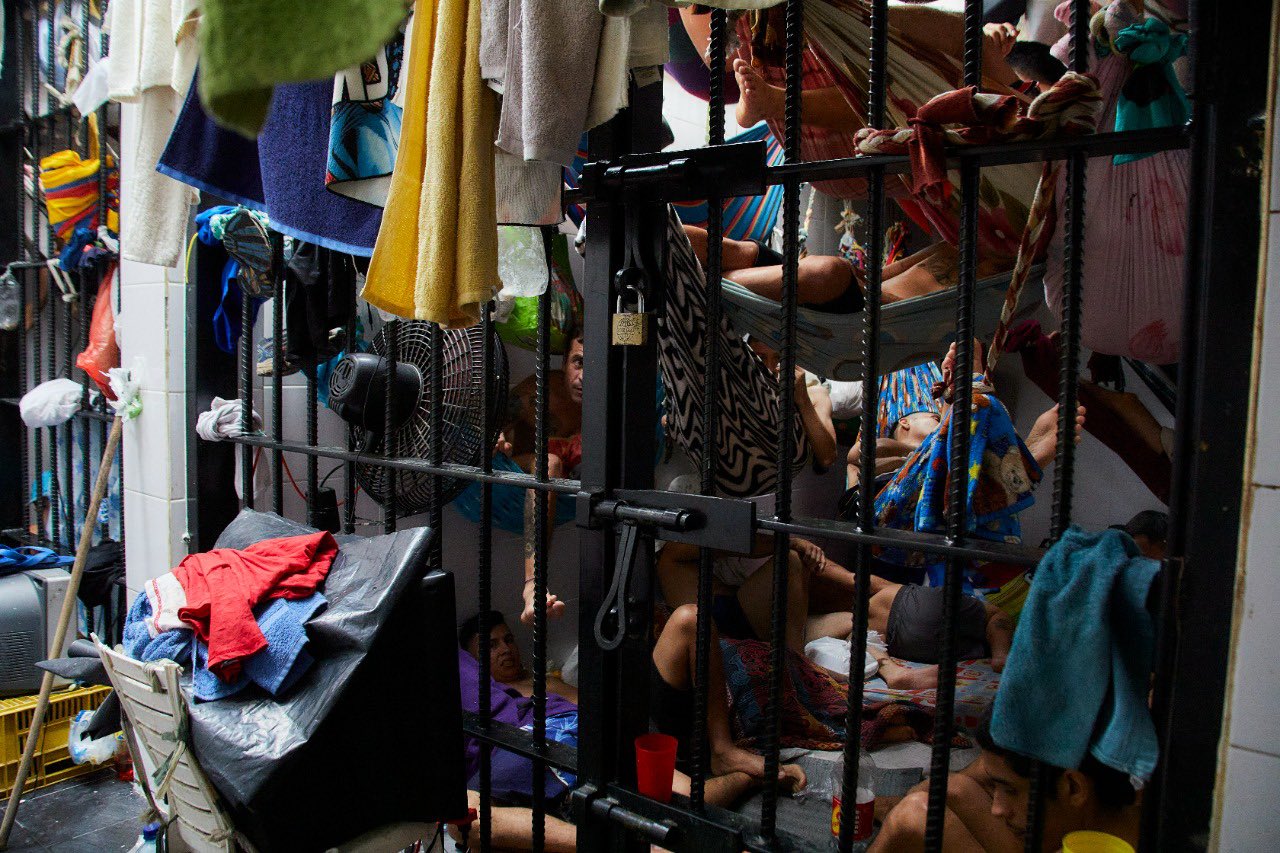 Defensoría del Pueblo alerta por persistencia de crisis humanitaria en cárceles del país