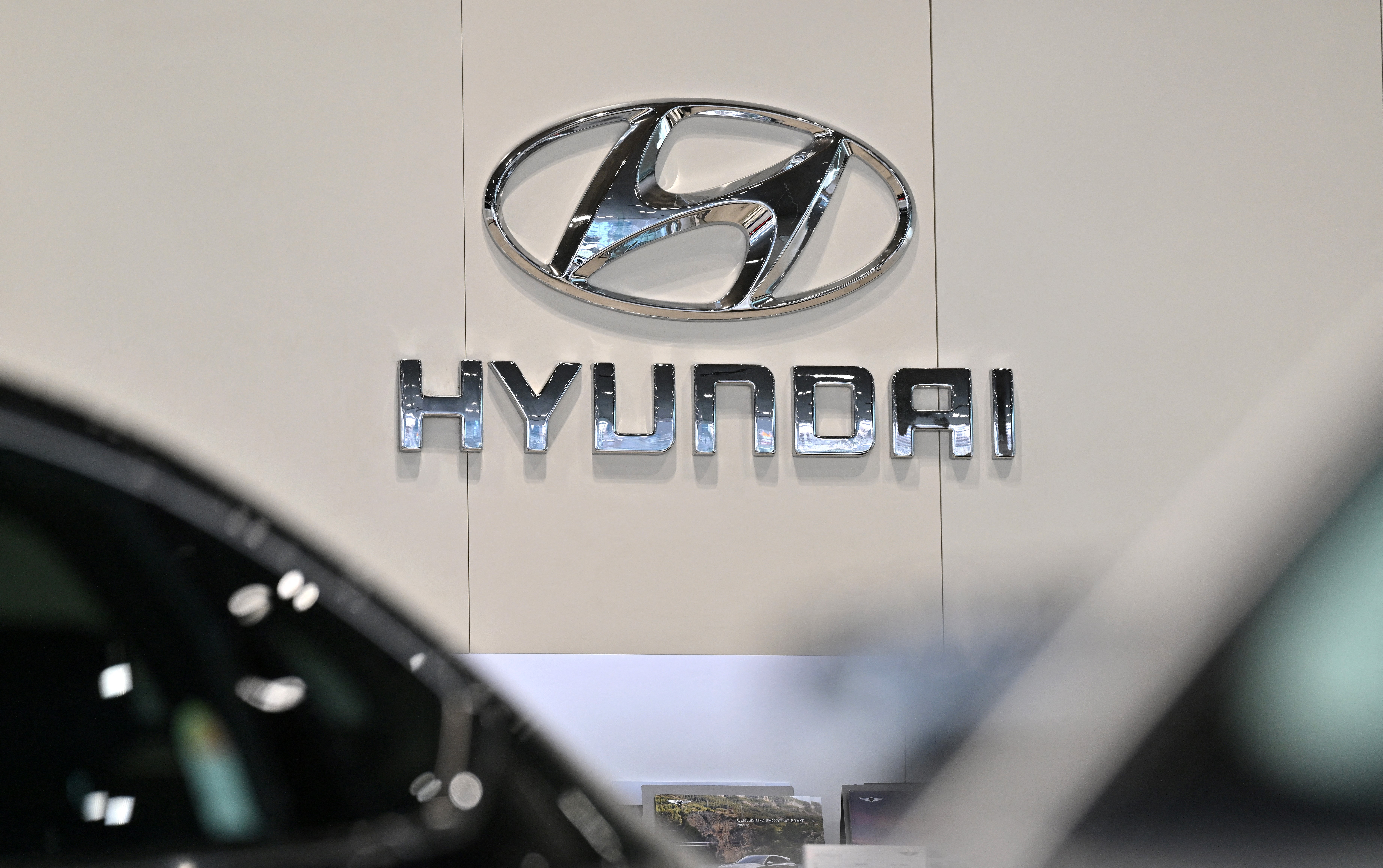 Más de 300 surcoreanos detenidos en redada de ICE en fábrica de Hyundai en EE. UU.