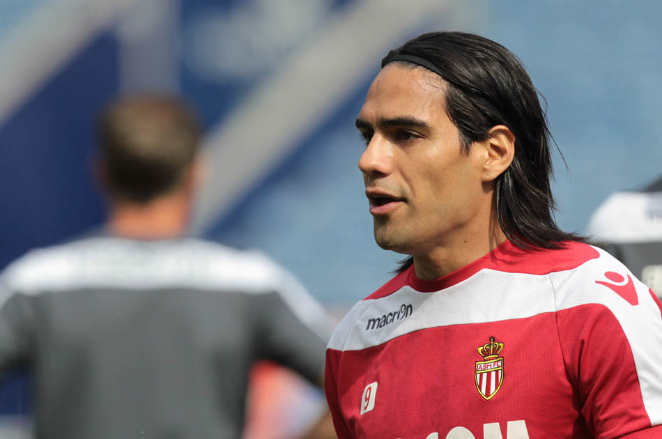 Mercado europeo movido gracias a Falcao, Cavani y Bale