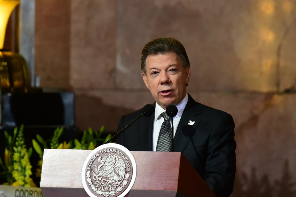 Gabo vivirá para siempre en las esperanzas de la humanidad: Santos