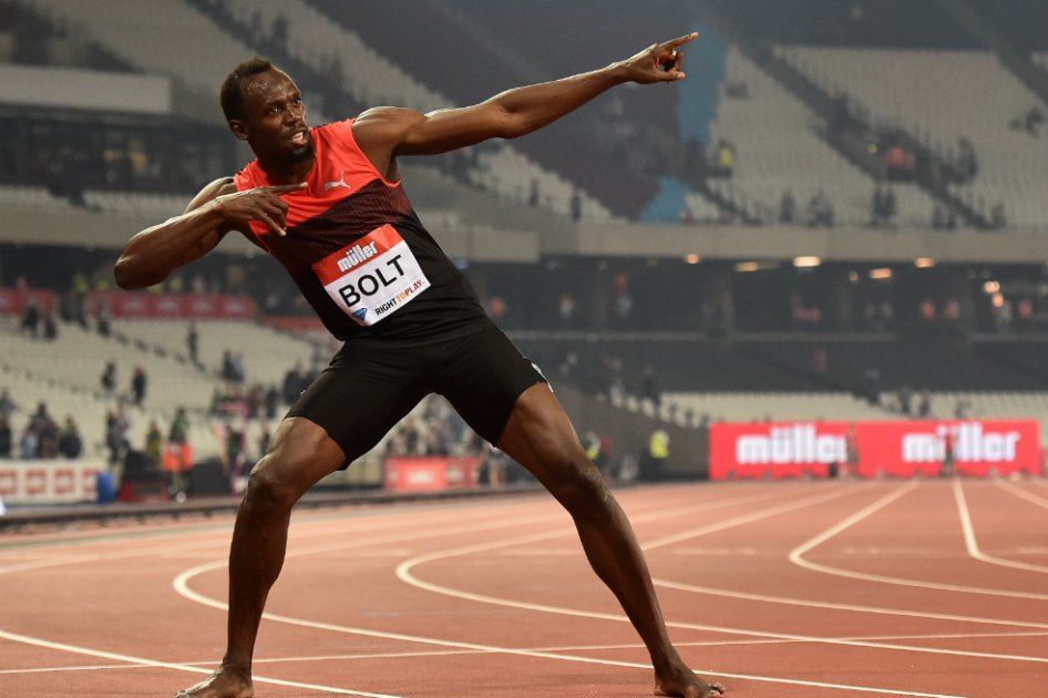 Usain Bolt celebra tras ganar la prueba de los 200 metros. / AFP