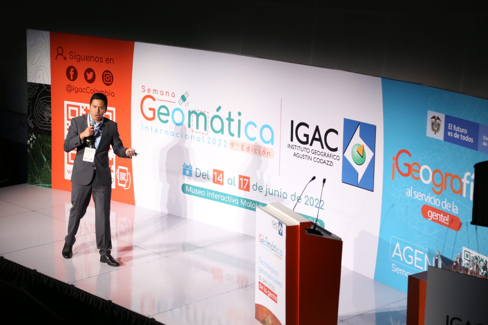 Paulo Murillo en la Semana Geomática Internacional 2022 realizada por el Instituto Geográfico Agustín Codazzi (IGAC).