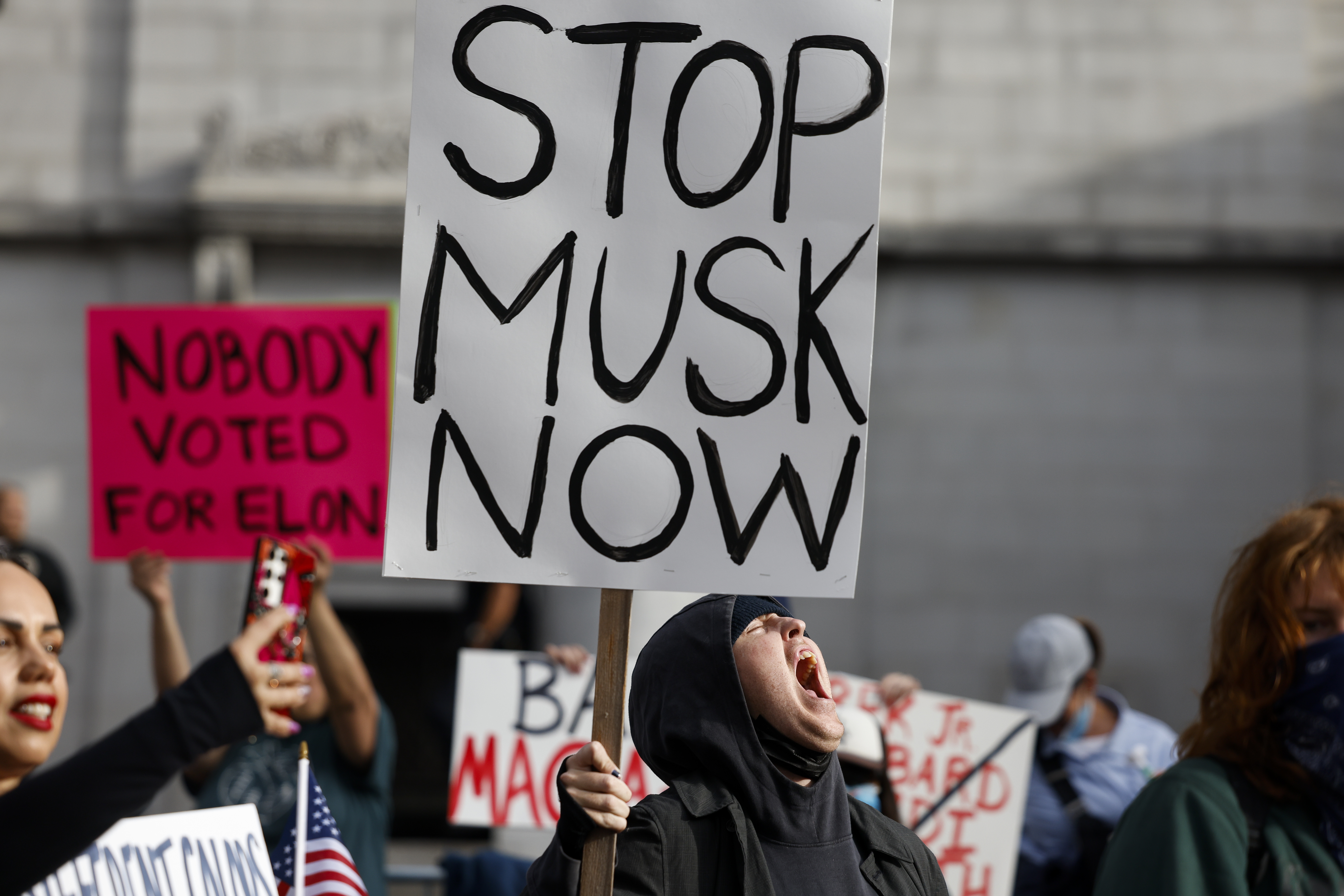 Así se mueven internamente en EE. UU. para frenar el poder de Elon Musk