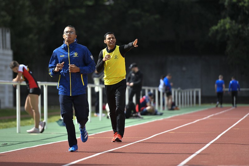 Buinder Bermúdez ganó plata en los 400 metros. / CPC