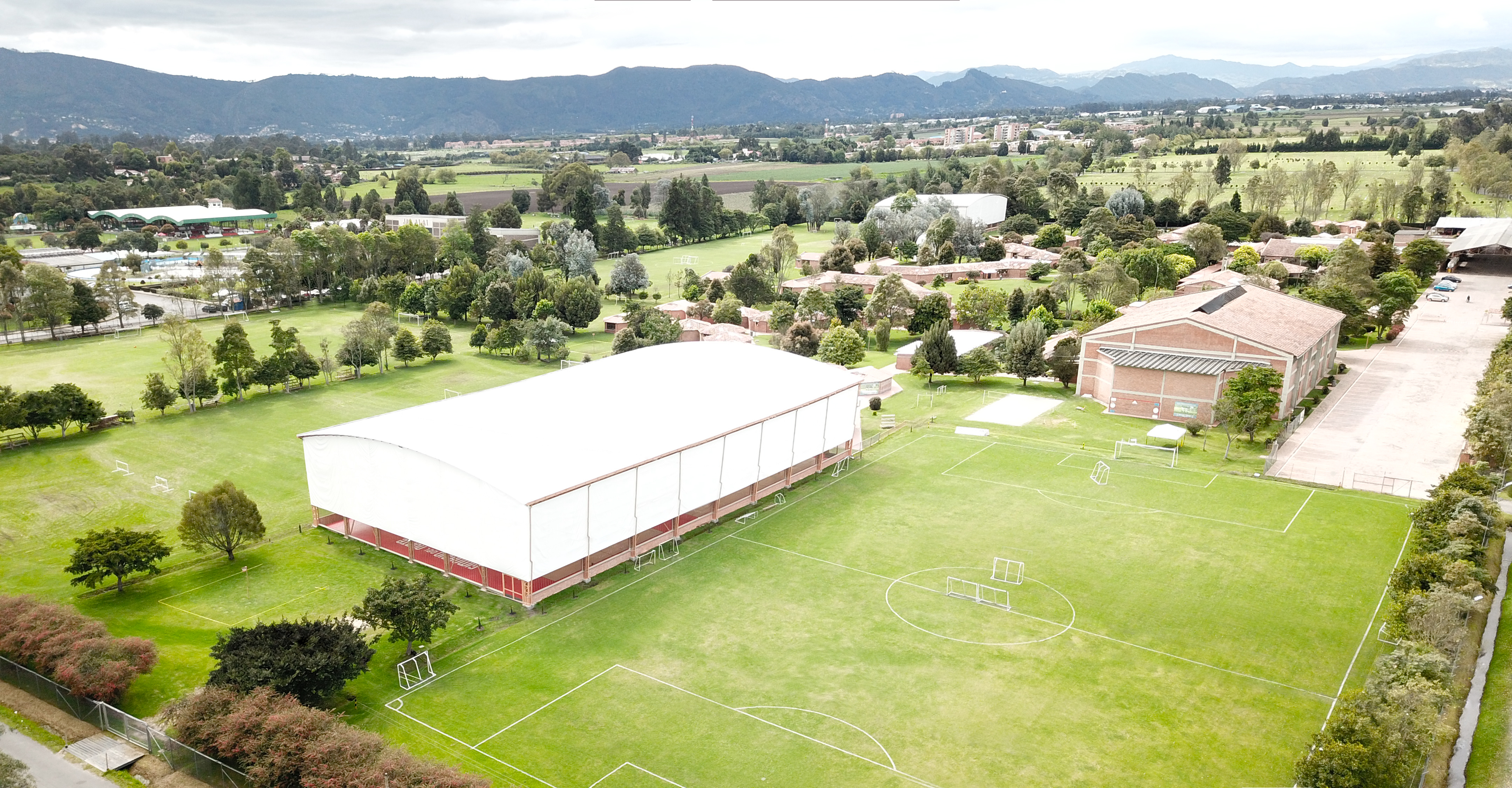 LALIGA de España lanzó su primer centro deportivo de América Latina en Bogotá
