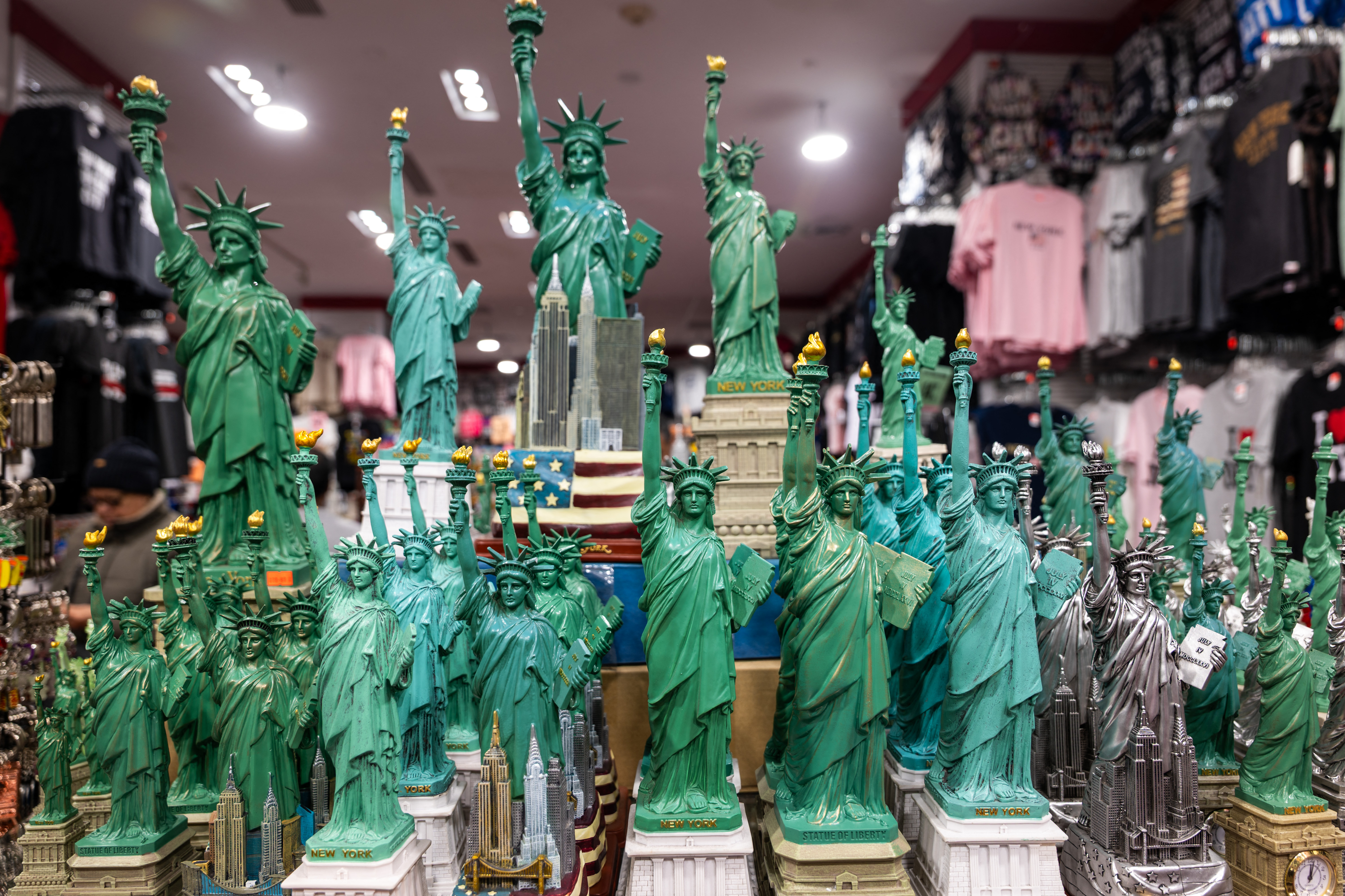 Déficit comercial de Estados Unidos se disparó a finales de 2025: ¿qué lo explica?