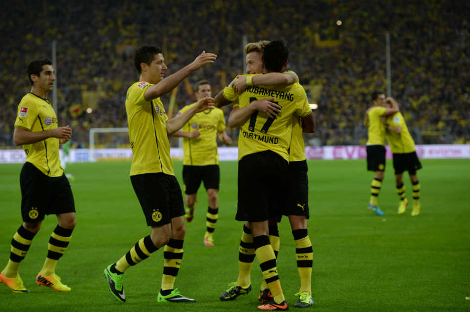 Borussia Dortmund goleó al Hamburgo y mantiene el liderato en Bundesliga