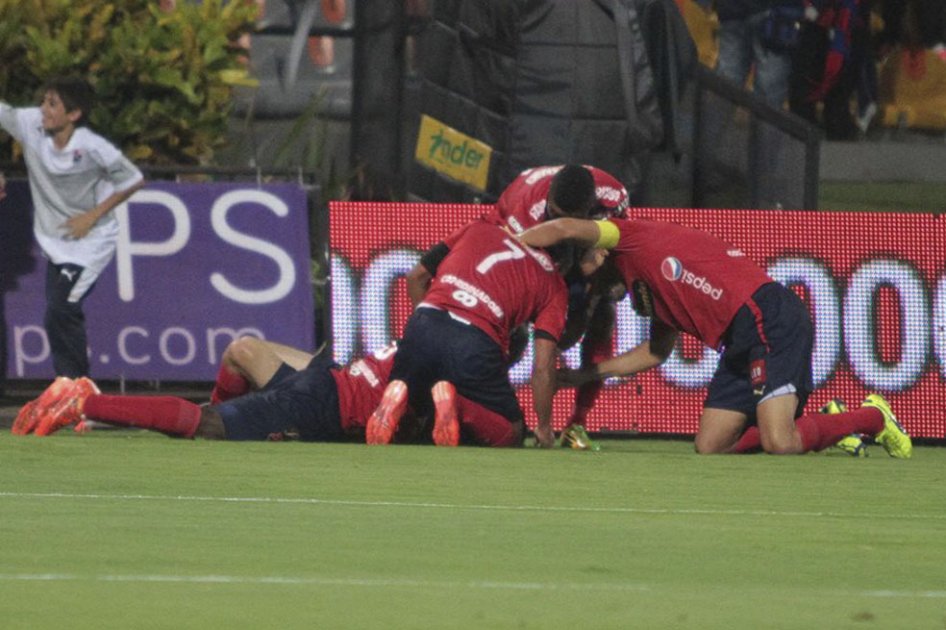 Medellín ganó y se acerca al liderato de la Liga