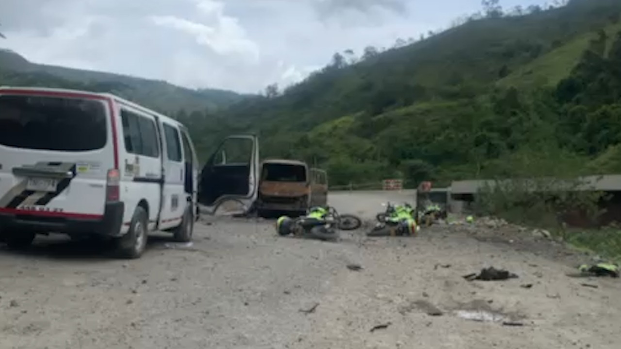 Dos muertos por ataque a caravana de la policía en Cañasgordas, Antioquia