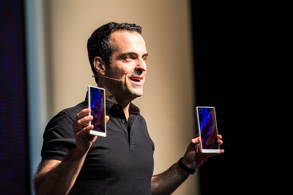 Xiaomi muestra en video el funcionamiento de su prototipo de celular plegable