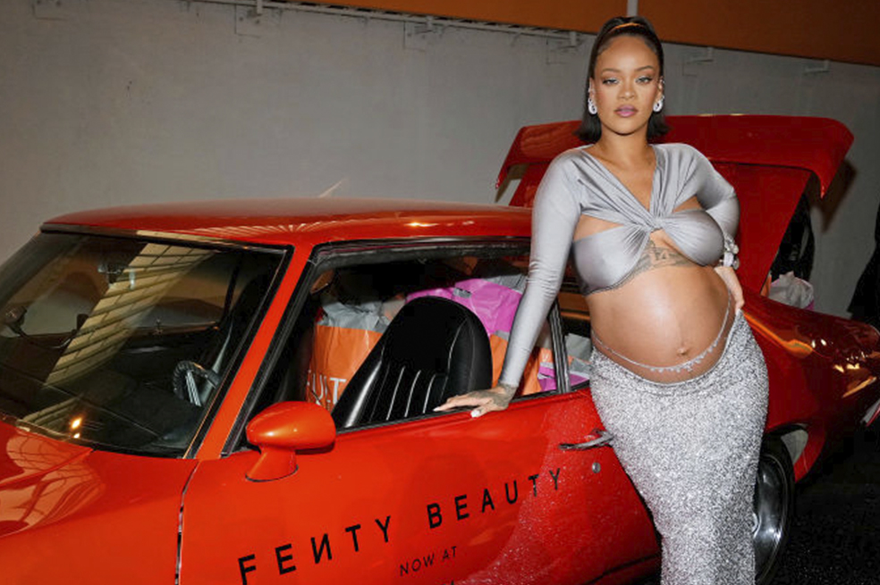 ¿Rihanna tendrá una niña? La pillaron haciendo compras