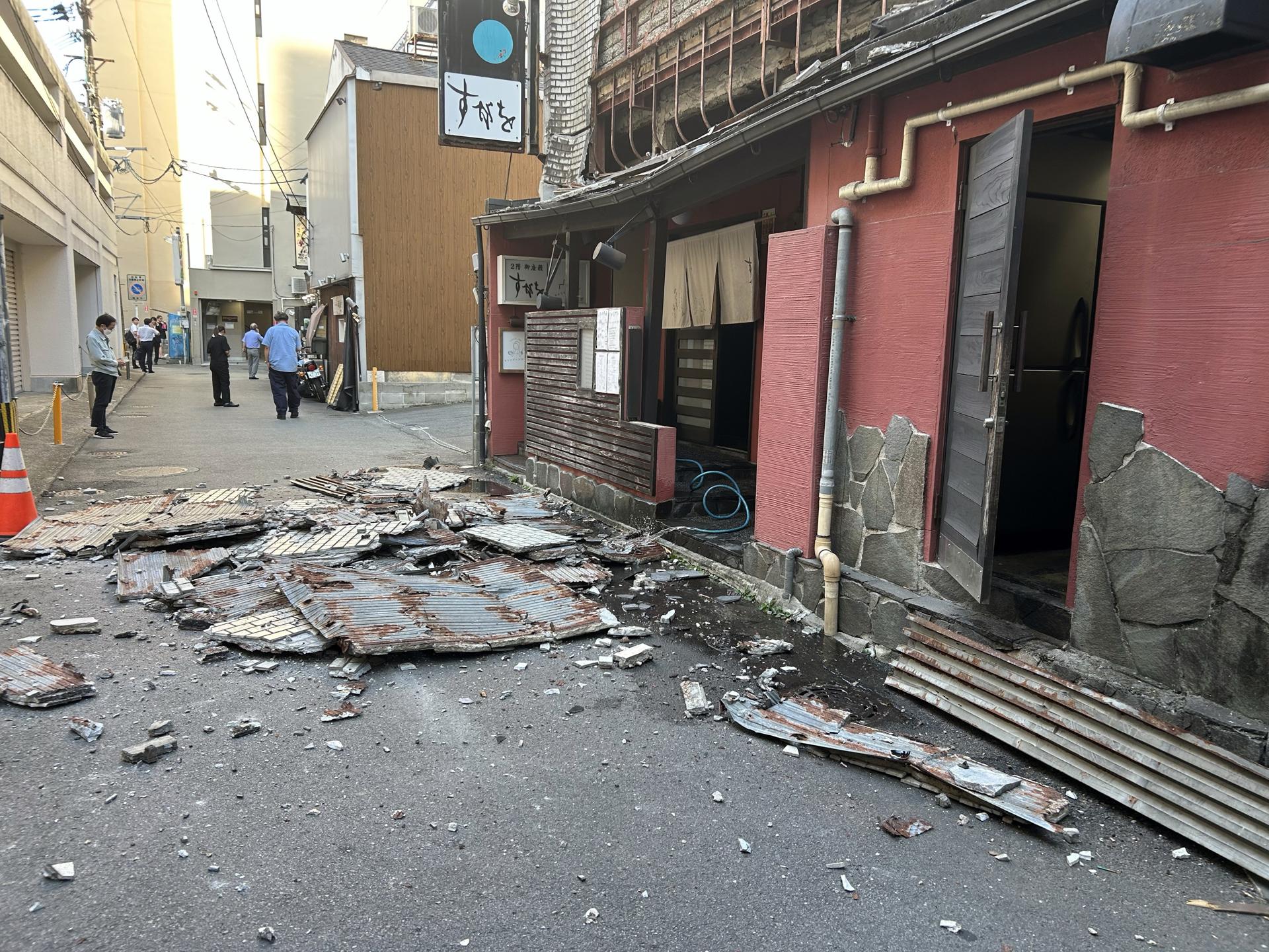 Entre ruinas, humo y miedo: así vivió Japón el terremoto de 7,1 que golpeó Kumamoto