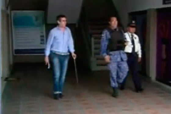 Guido Nule salió de la cárcel a realizar una diligencia en el consulado de Italia