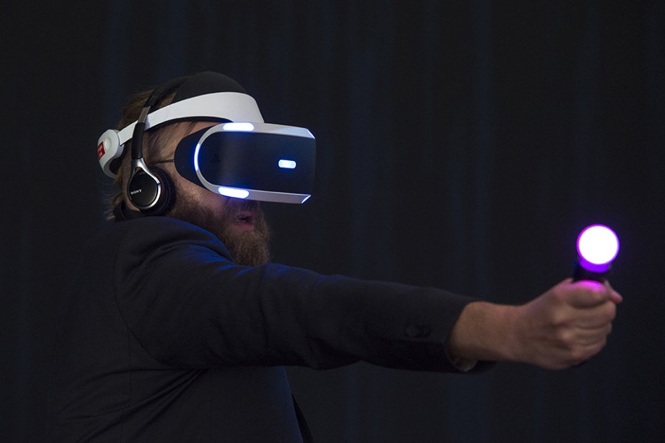 ‘Smartwatches’ y ordenadores, estrellas en el salón IFA de Berlín