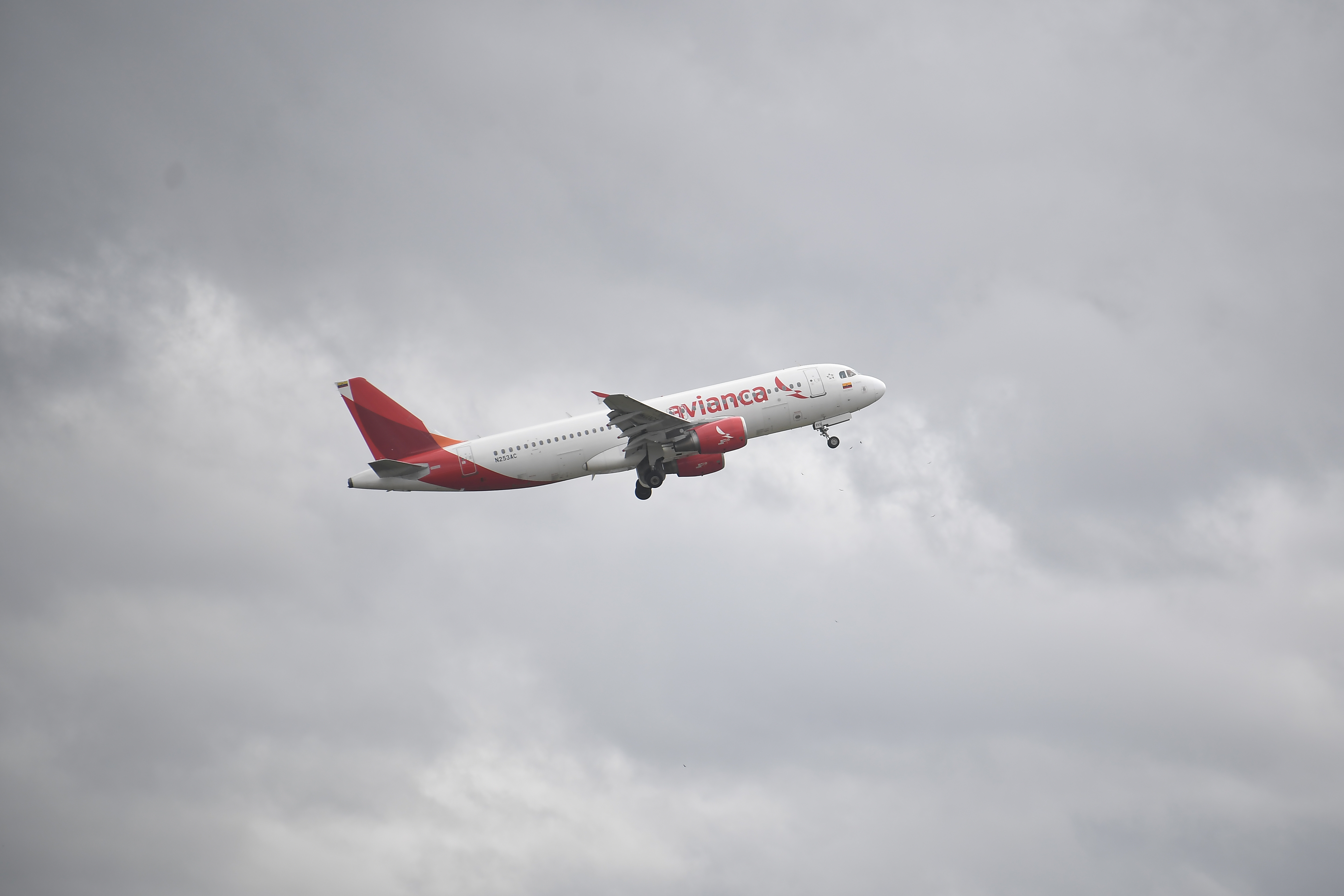 Avianca anuncia el desenlace de la polémica con Yeferson Cossio: ¿cuál fue su sanción?