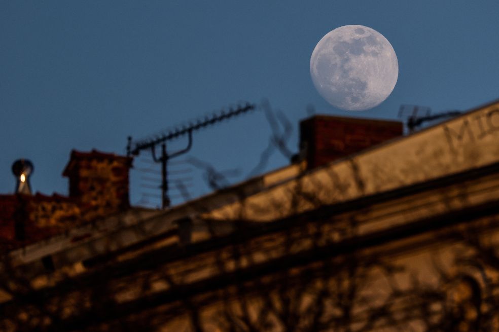 ¿A qué hora es el eclipse lunar del 17 de septiembre y dónde verlo en vivo?