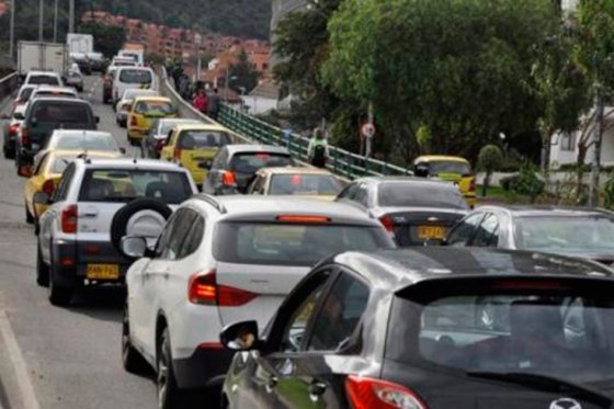 Mintransporte, a rendir cuentas por incremento en cobro de impuesto a vehículos