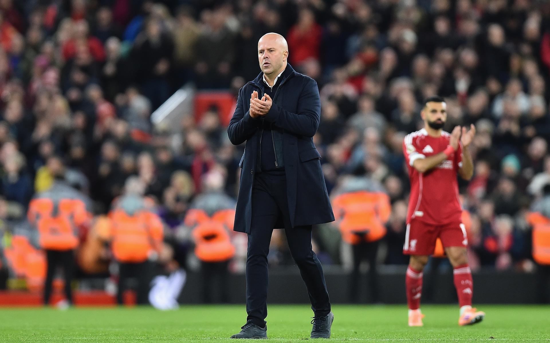 Liverpool, en crisis: perdió 3-0 en Anfield y se alejó del líder Arsenal en la Premier League