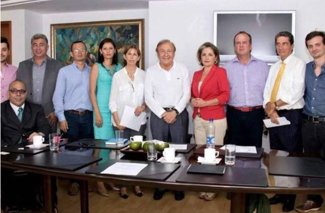 En la foto se ven a las tres recién nombradas secretarias Zoraida Ortiz Gómez, Olga Patricia Chacón Arias y Melba Fabiola Clavijo de Jácome.