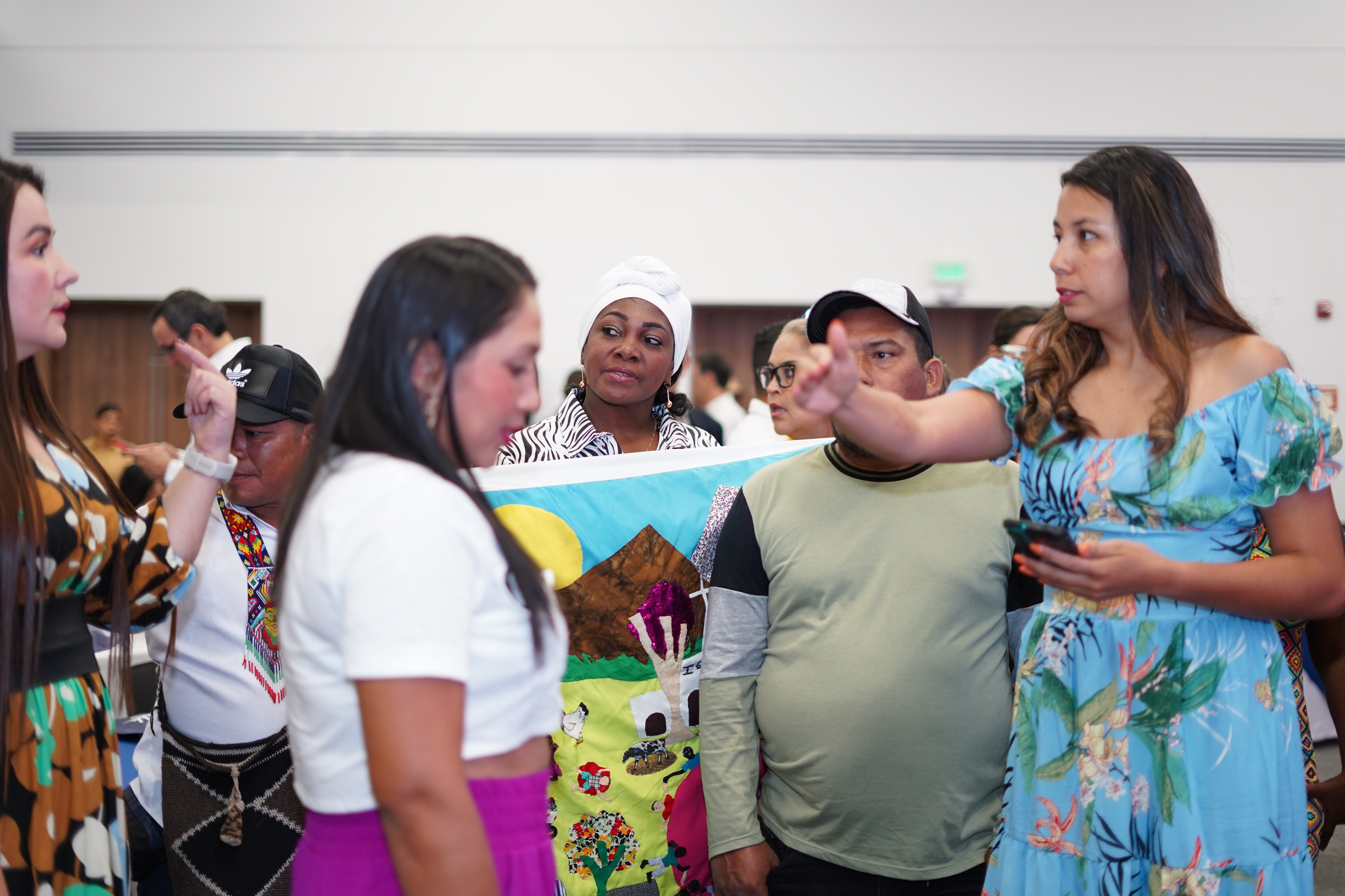 Las Tejedoras de Mampuján fueron parte de los liderazgos sociales presentes en el relanzamiento de Lidera la Vida.