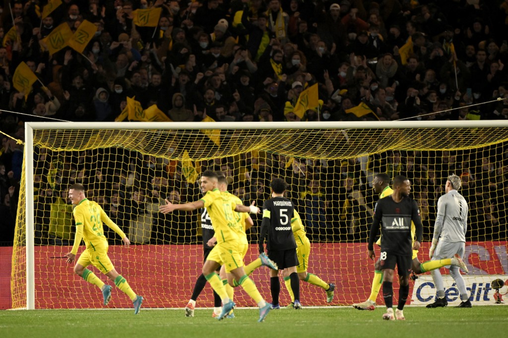 PSG careció de definición y perdió ante Nantes