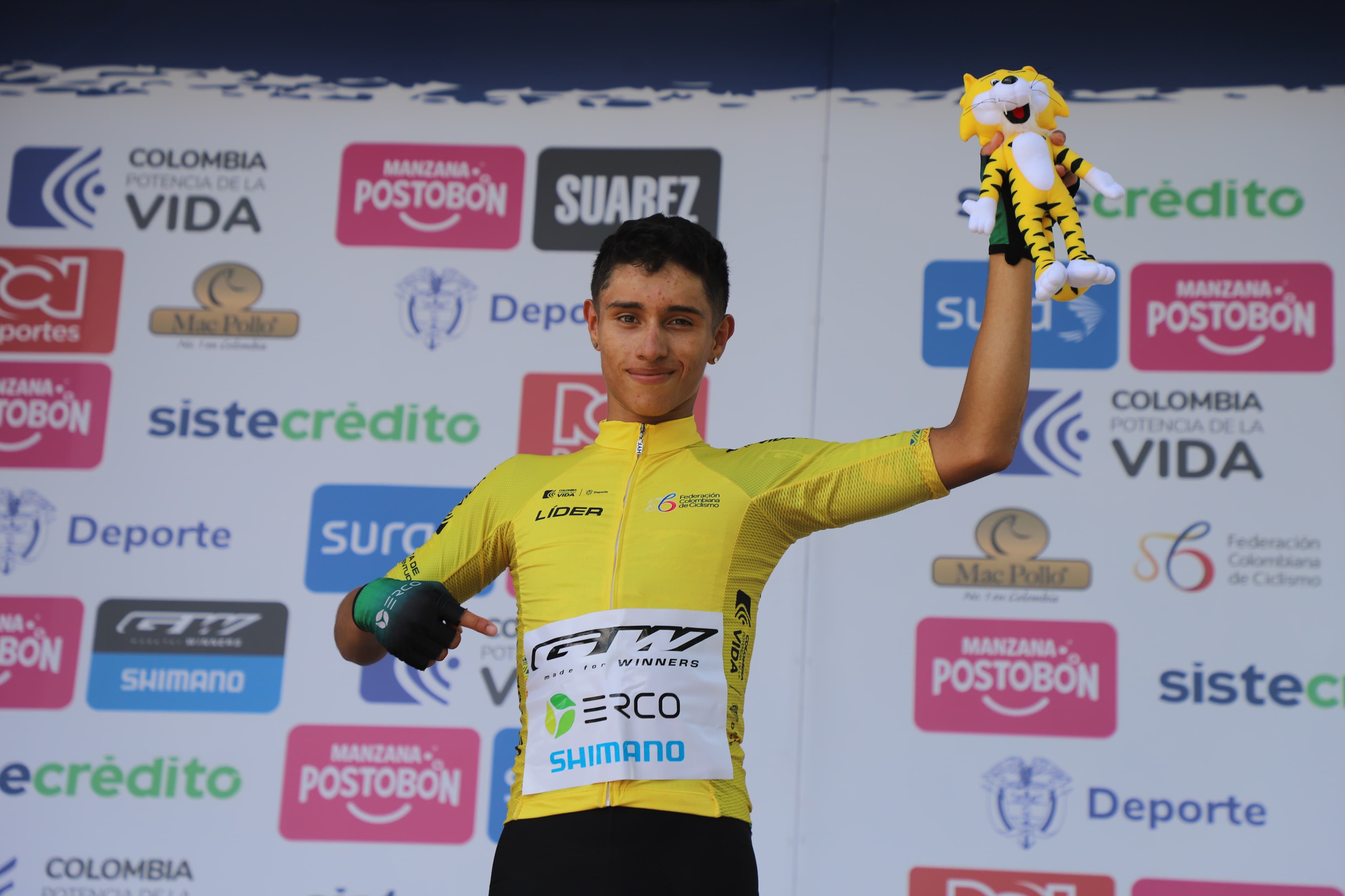 Cristian Vélez (GW Erco Shimano) se impuso en el embalaje de la primera etapa de la Vuelta de la Juventud 2024.