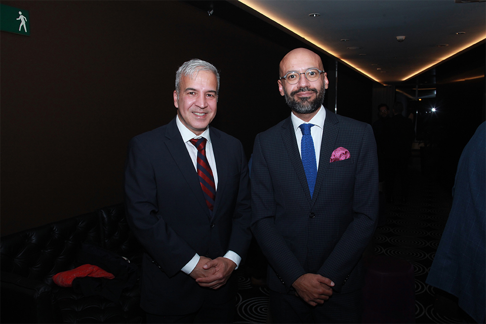 Jesús Aguais y Juan Pablo Calvas. La fundacion AID FOR AIDS y personalidades altristas de la ciudad se dieron cita en el salon Great Room J en la cena 95 que tuvo como lema SOY COMO TU este 12 de Mayo.
